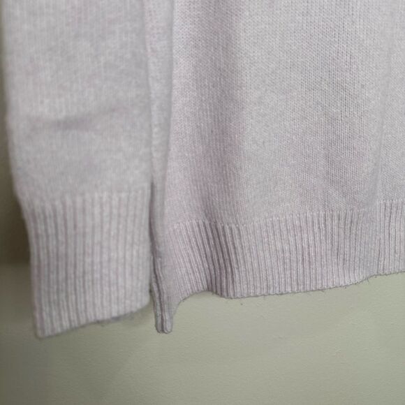 Zara Lilac Oversized V-Neck Sweater - Picture 6 of 11